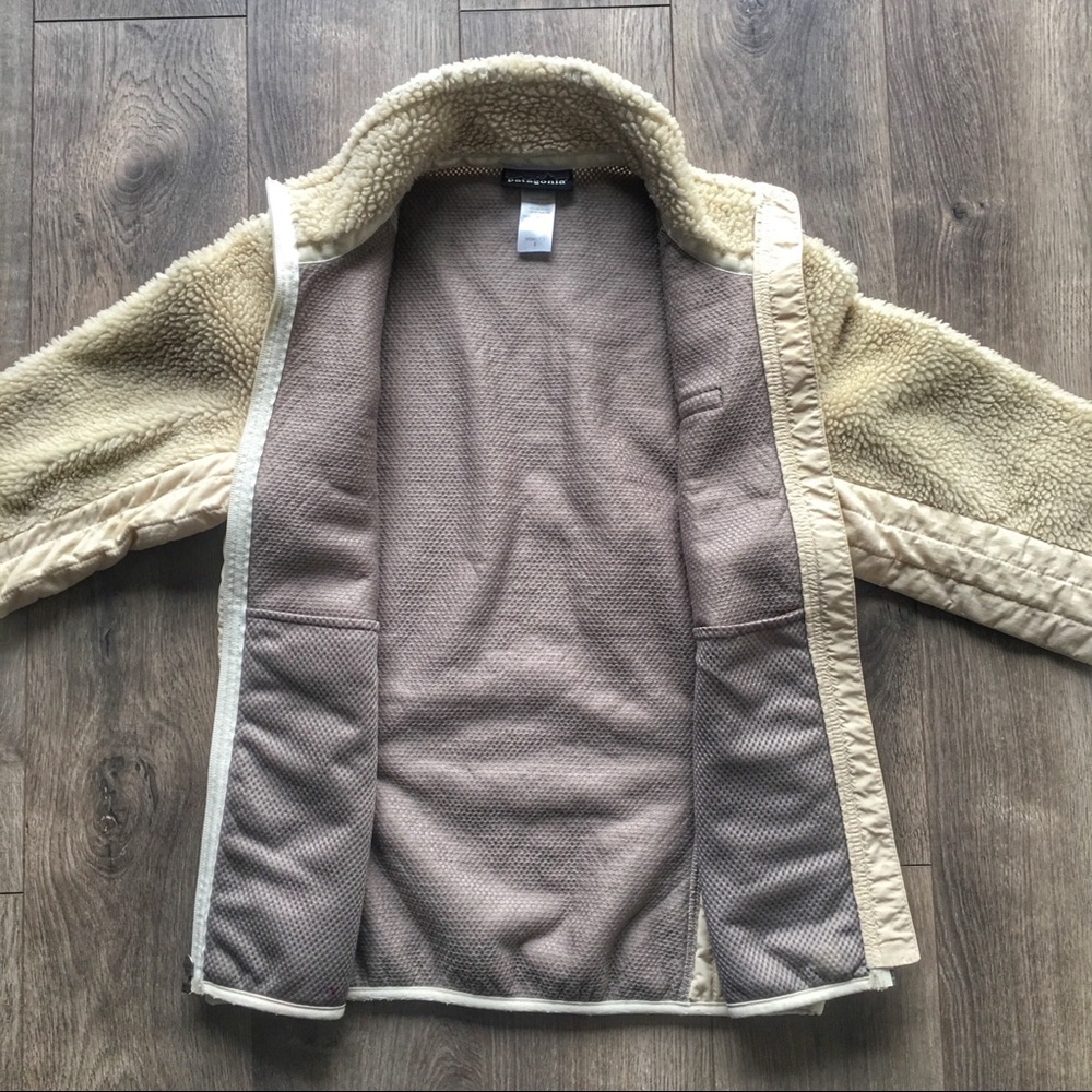 **SOLD** Patagonia Fall ‘11 Retro X Fleece Jacket - Picture 5 of 7
